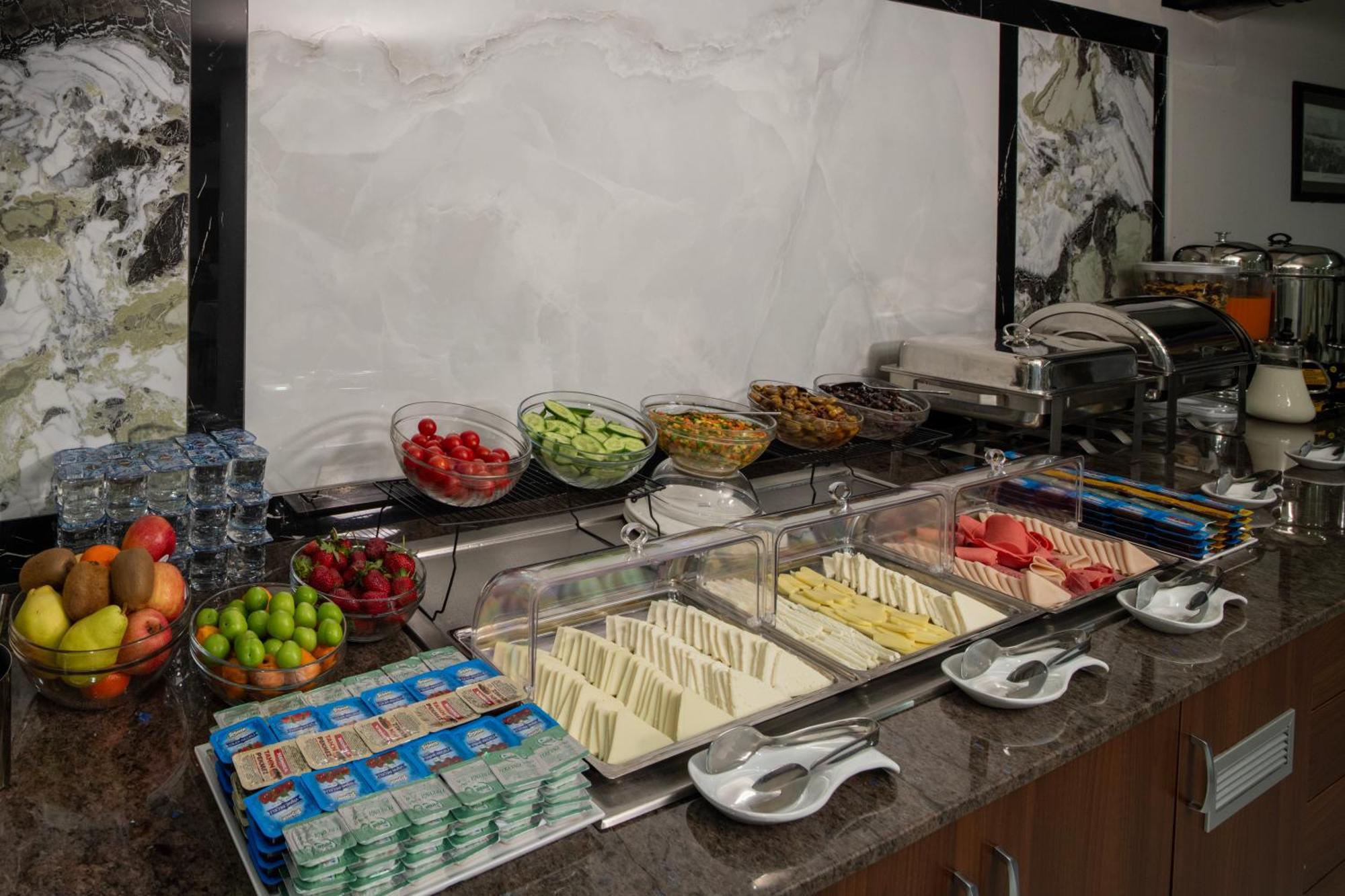 Istanbul Efes Hotel, Istanbul